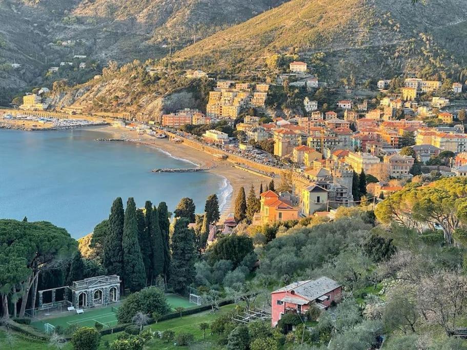 Beatrice Nel Centro Di Levanto Exterior foto